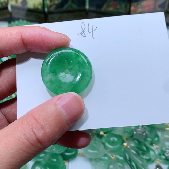 石英质玉颈饰未镶嵌