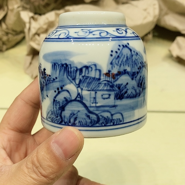 茶具瓷器杂项如图所示