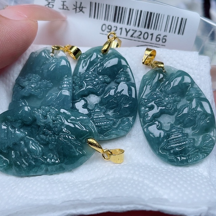 吊坠(不含链)未镶嵌翡翠