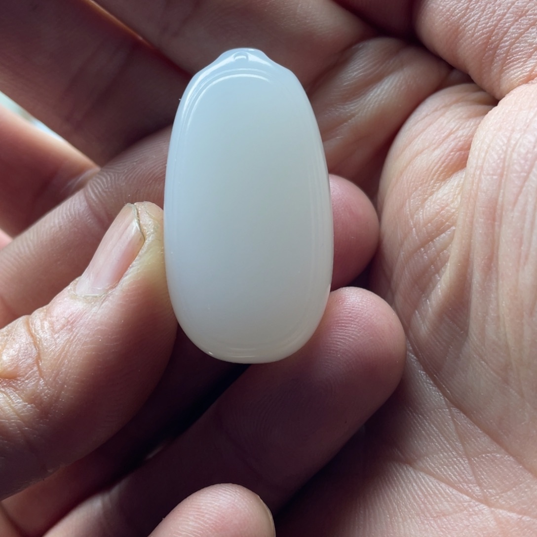 和田玉（白玉）颈饰未镶嵌情*克重25.7克