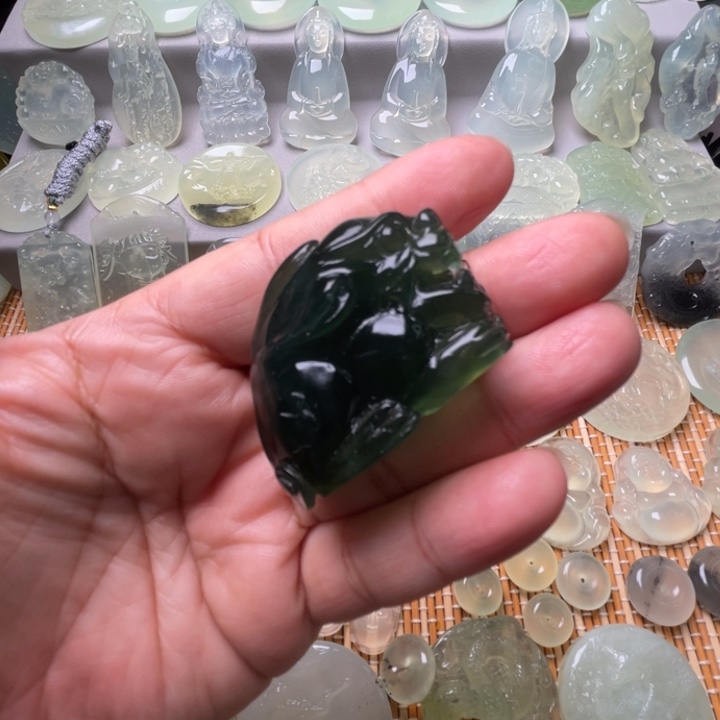 岫玉吊坠(赠链)未镶嵌ᯤ