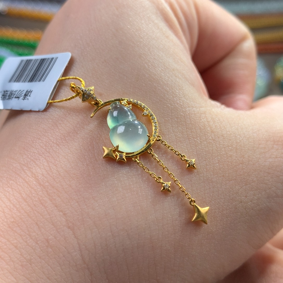 翡翠未镶嵌颈饰翡翠玻璃钢飘花葫芦吊坠