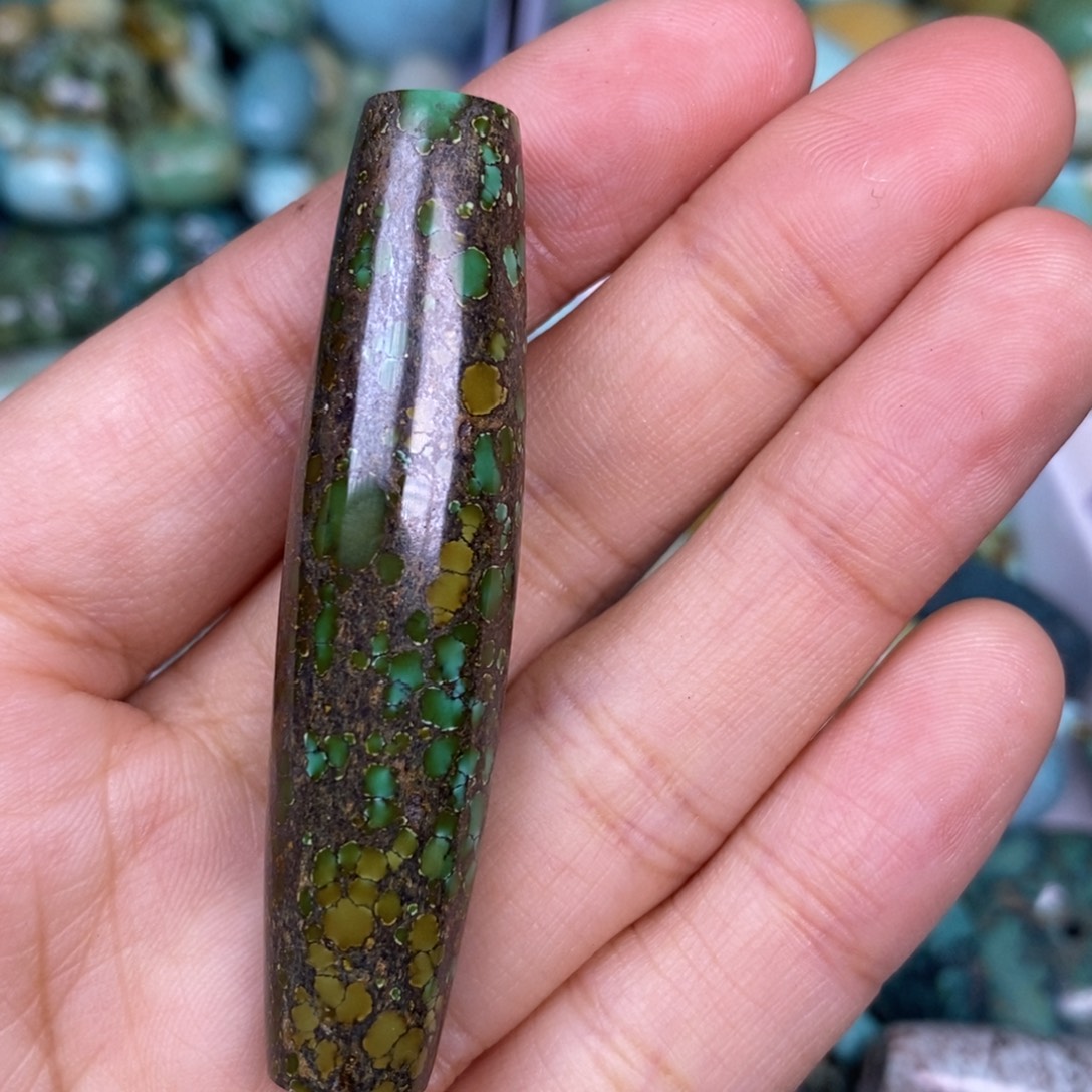 绿松石未镶嵌挂件