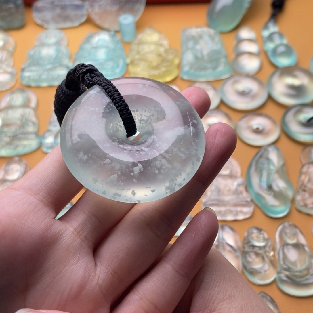 蛇纹石玉吊坠(不含链)未镶嵌超*…平安扣