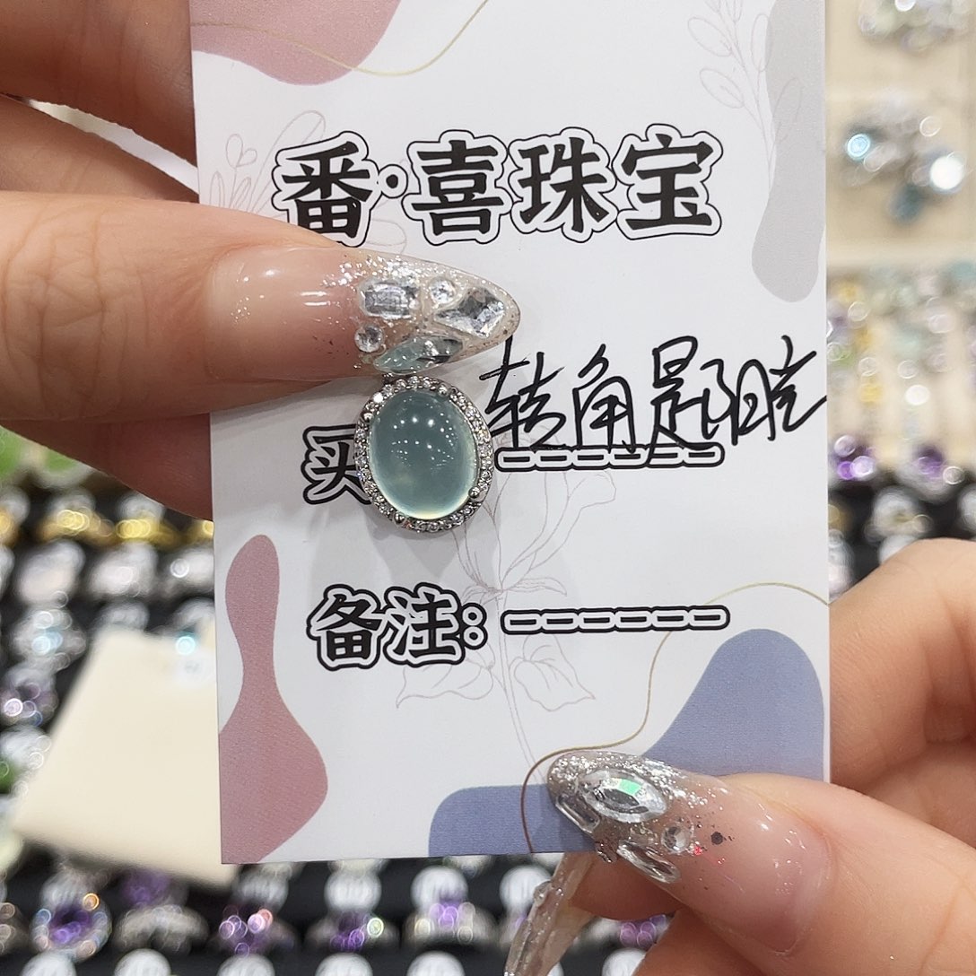 转***光蛇纹石玉银S925镶嵌颈饰吊坠