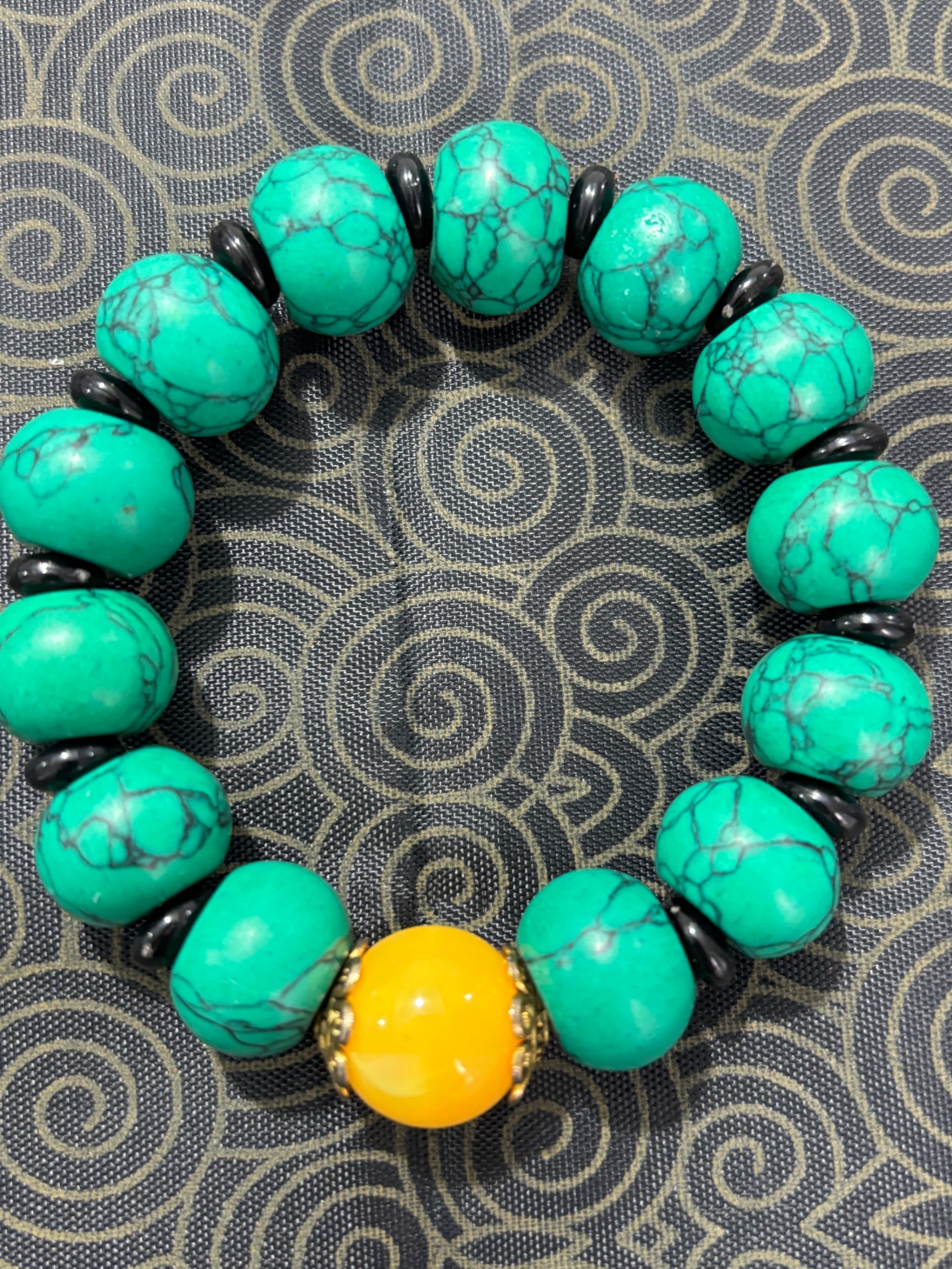 手链 【小詹百货】绿s单圈手串带一点黄