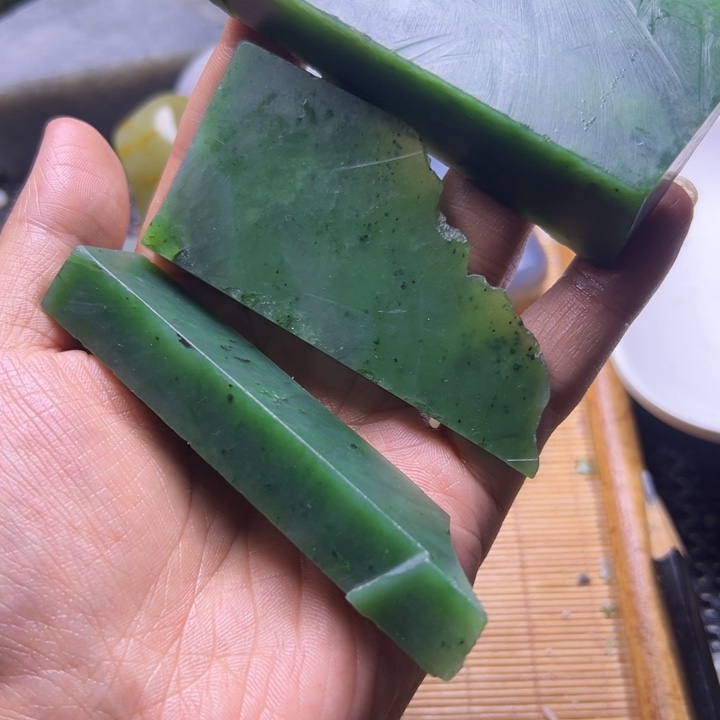 臻***艺和田玉（糖玉）未镶嵌挂件