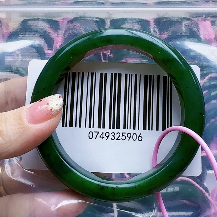 和田玉（碧玉）手镯未镶嵌5556