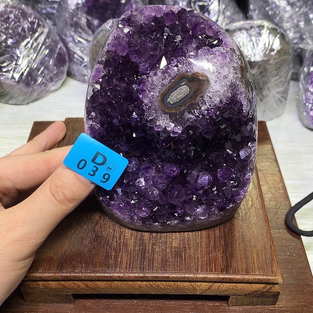 紫晶大型摆件（非配饰）未镶嵌