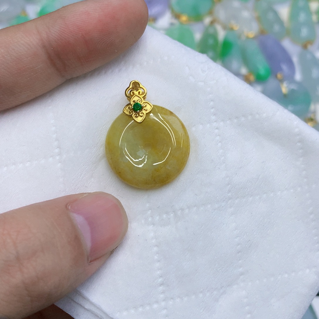 【闪购商品】颈饰未镶嵌翡翠