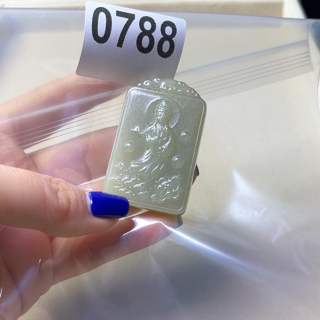 和田玉手链未镶嵌何**戀