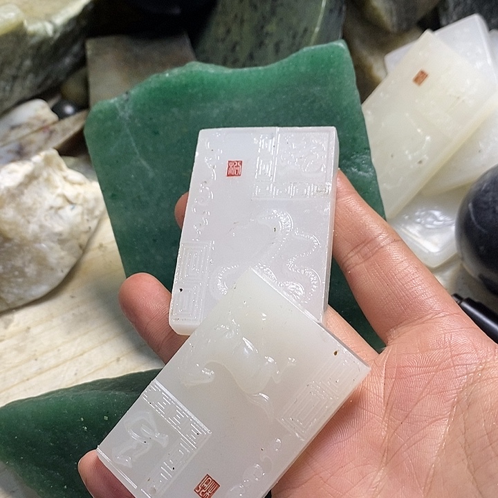 透闪石质玉珠宝半成品未镶嵌