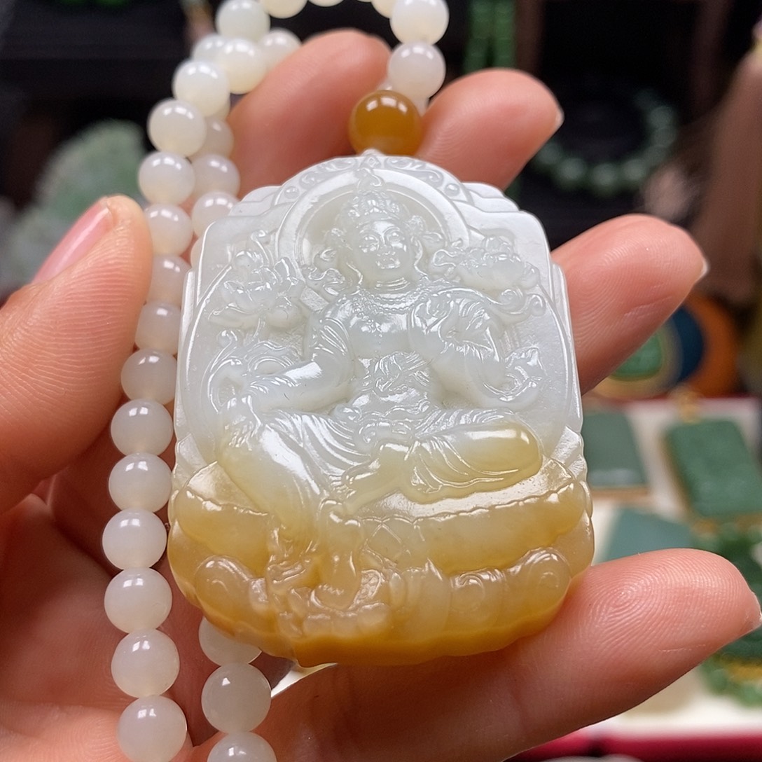 和田玉颈饰未镶嵌