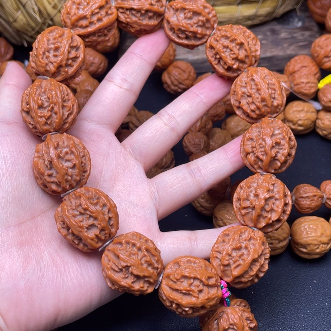 文玩核桃手串麒麟龙脊手持