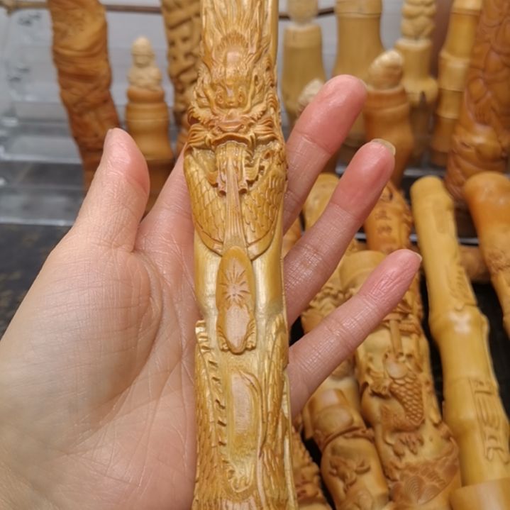 布***金竹红皮料子浮雕龙