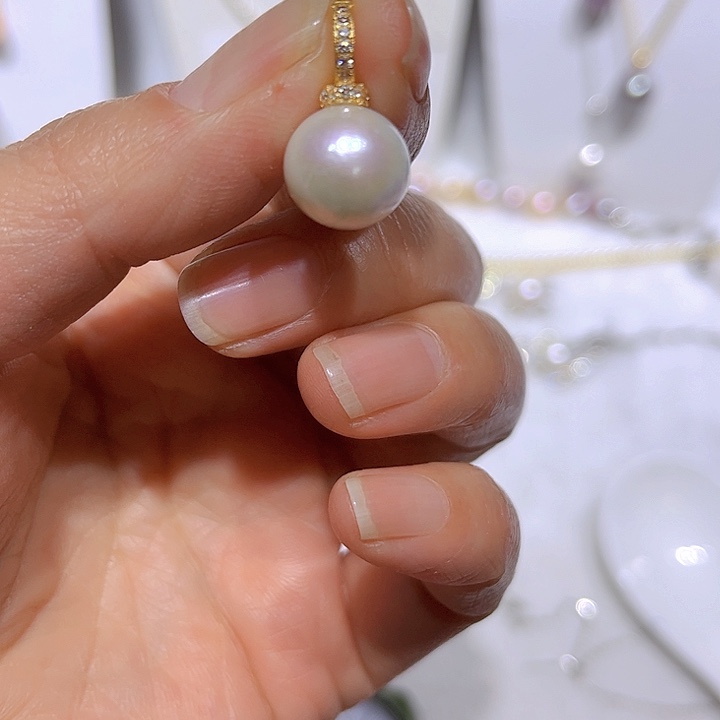 淡水珍珠白珠金色奶嘴扣合金