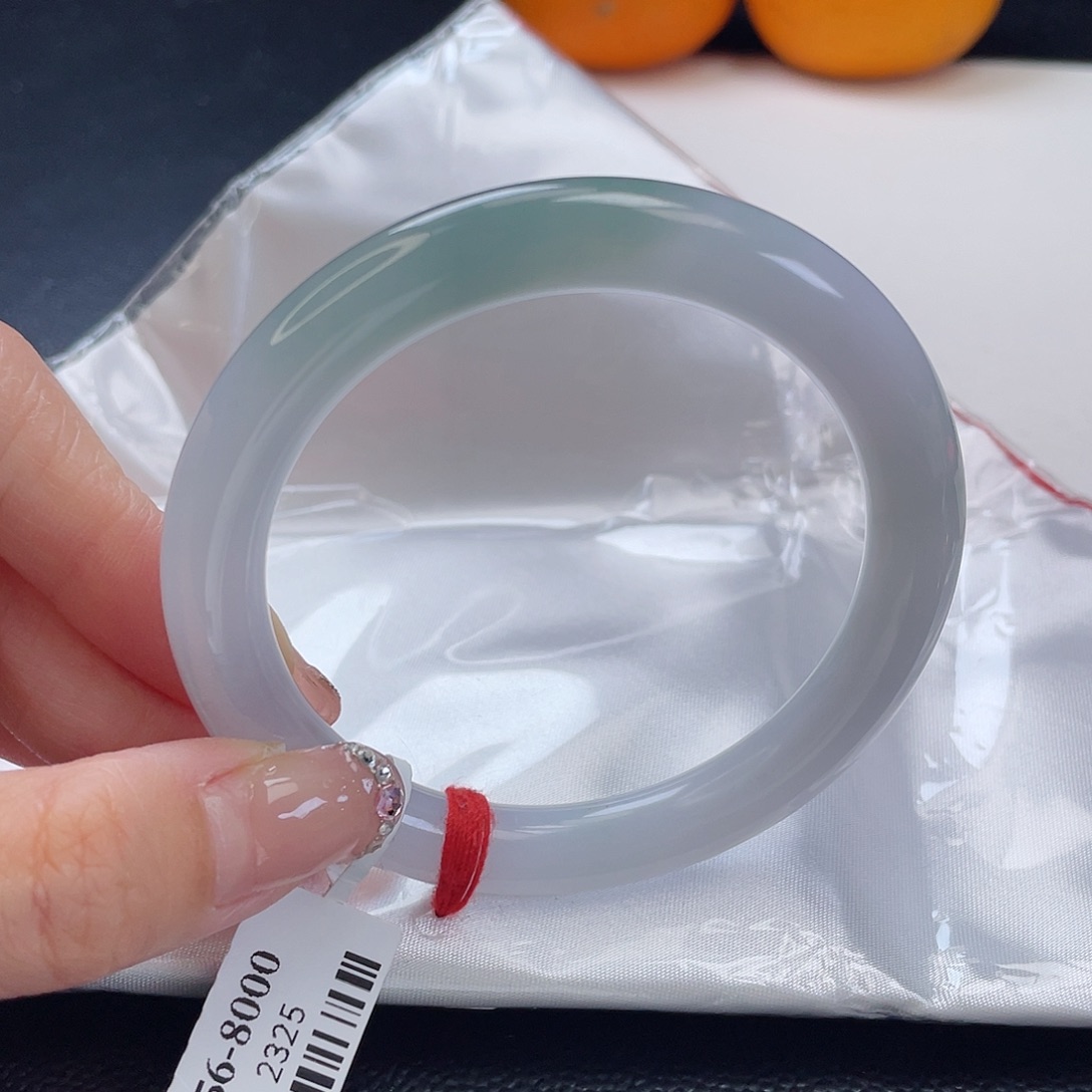 翡翠手镯未镶嵌翡翠