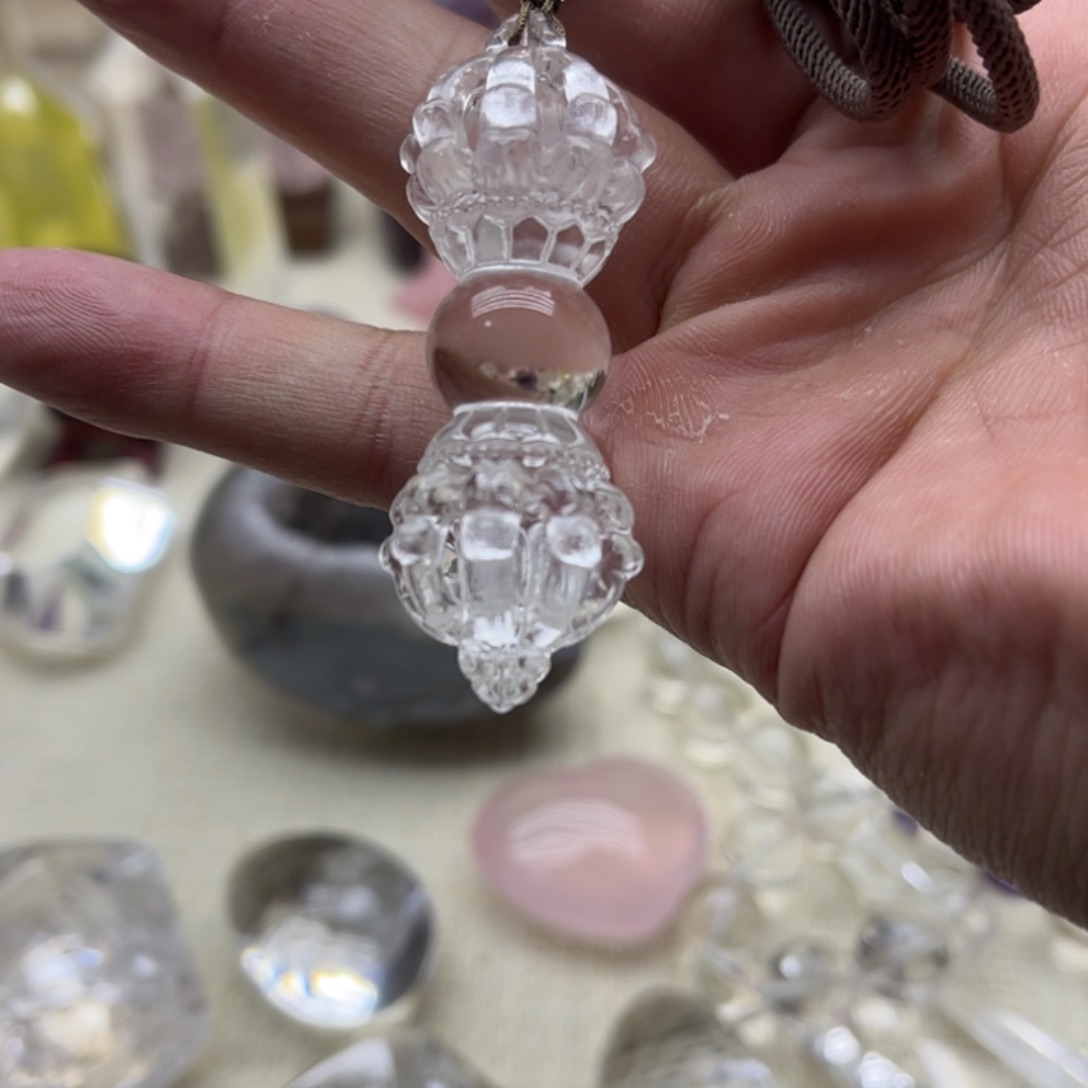 水晶吊坠未镶嵌水晶