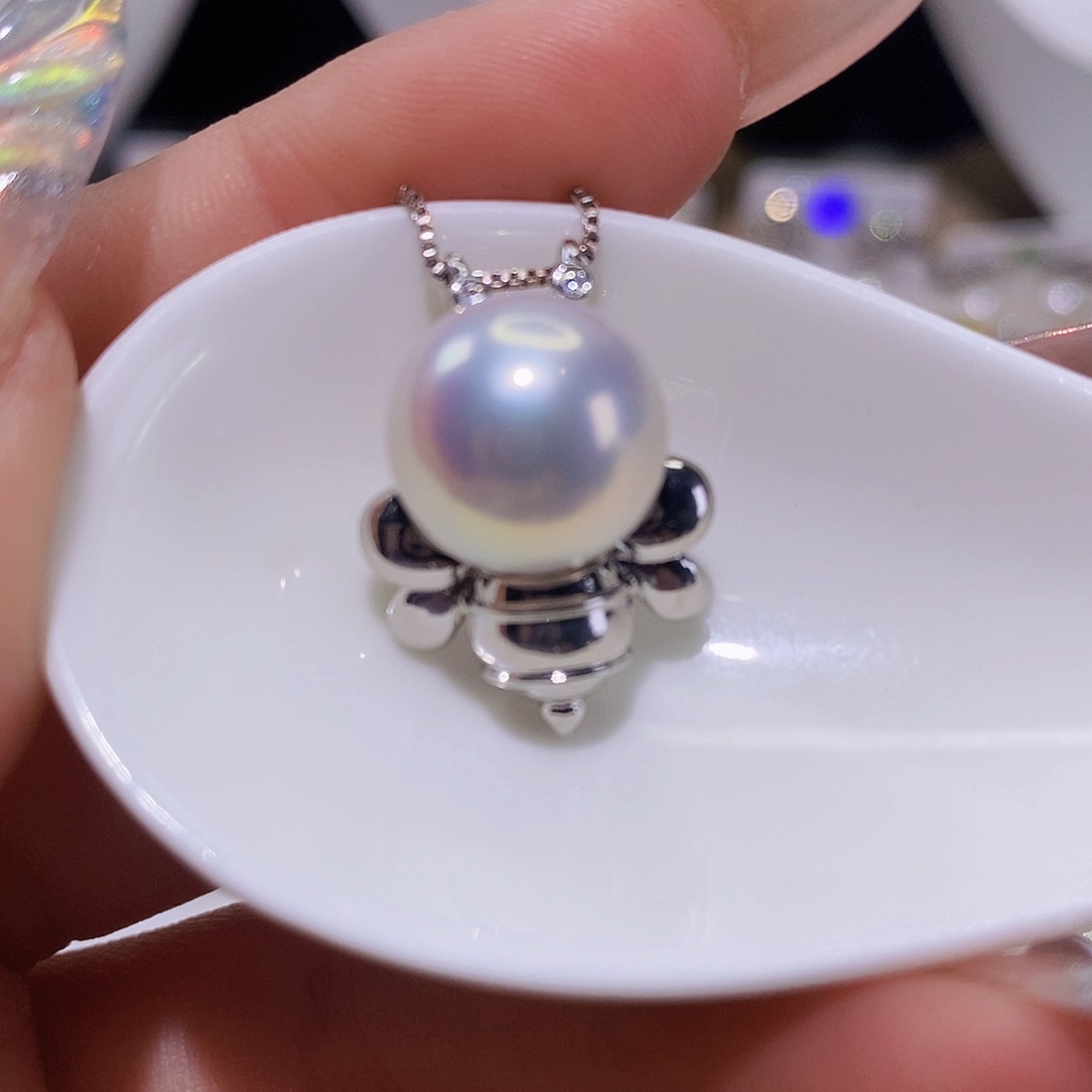 淡水珍珠颈饰合金