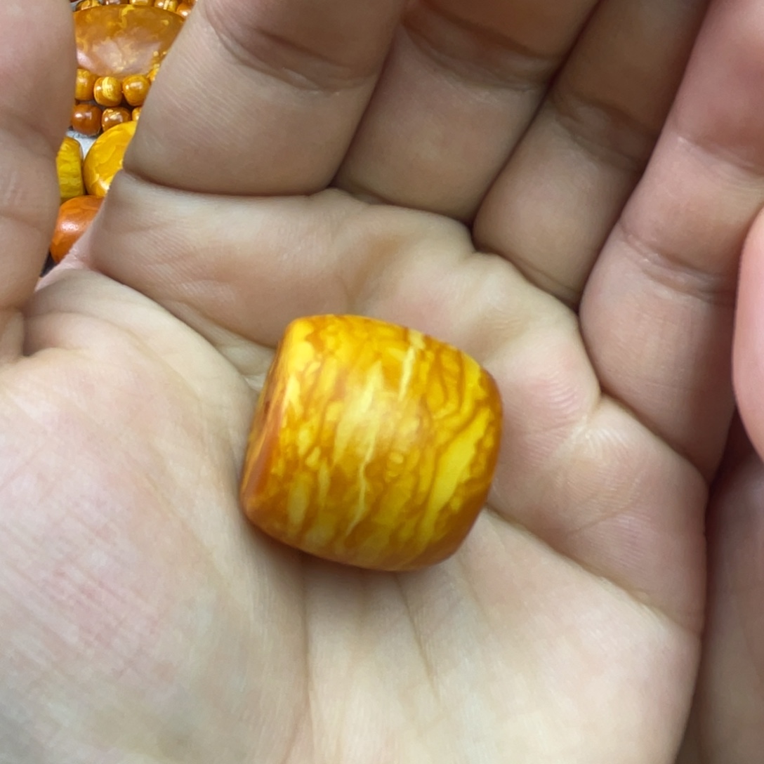 蜜蜡未镶嵌吊坠(不含链)