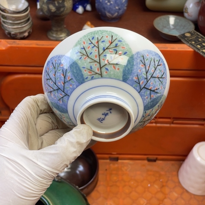 他家瓷器真美…开播了