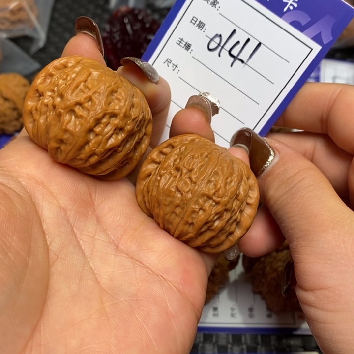 文玩核桃把件0141铁锤39