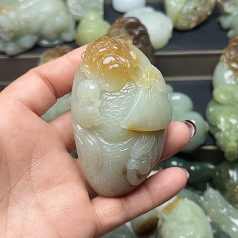 和田玉颈饰未镶嵌小*