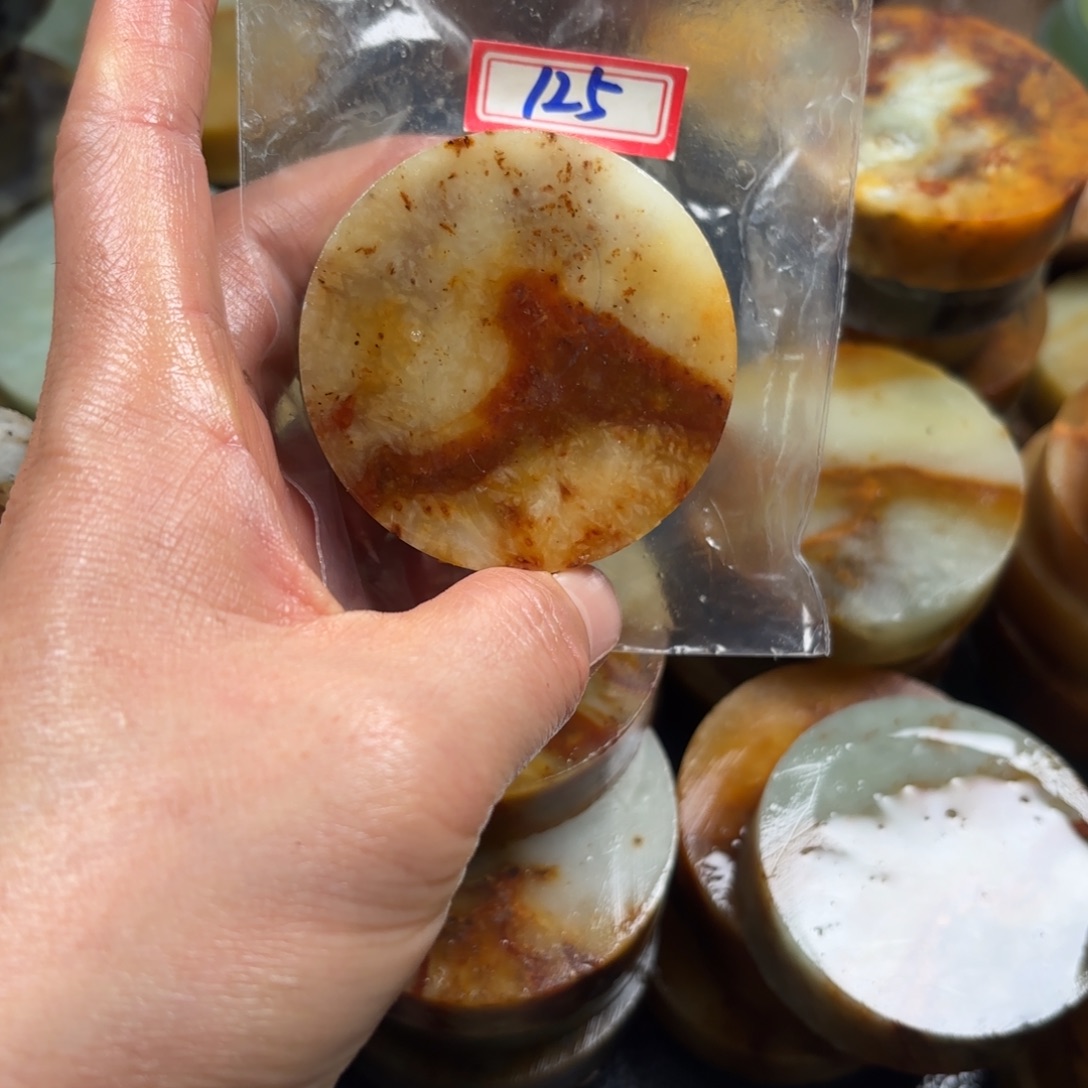 K***o蛇纹石玉未镶嵌珠宝半成品