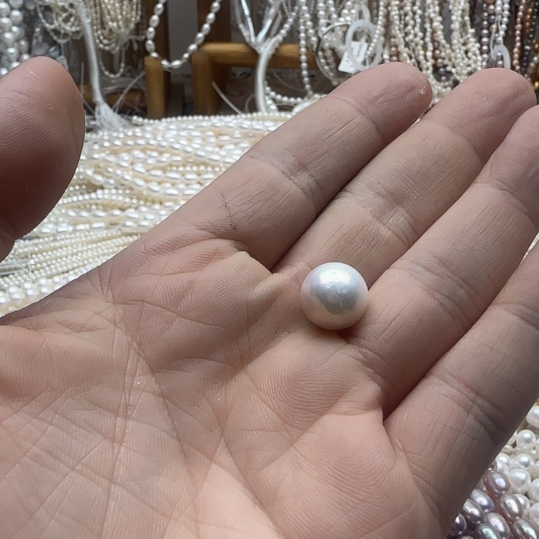 红***恐未镶嵌半成品淡水珍珠1