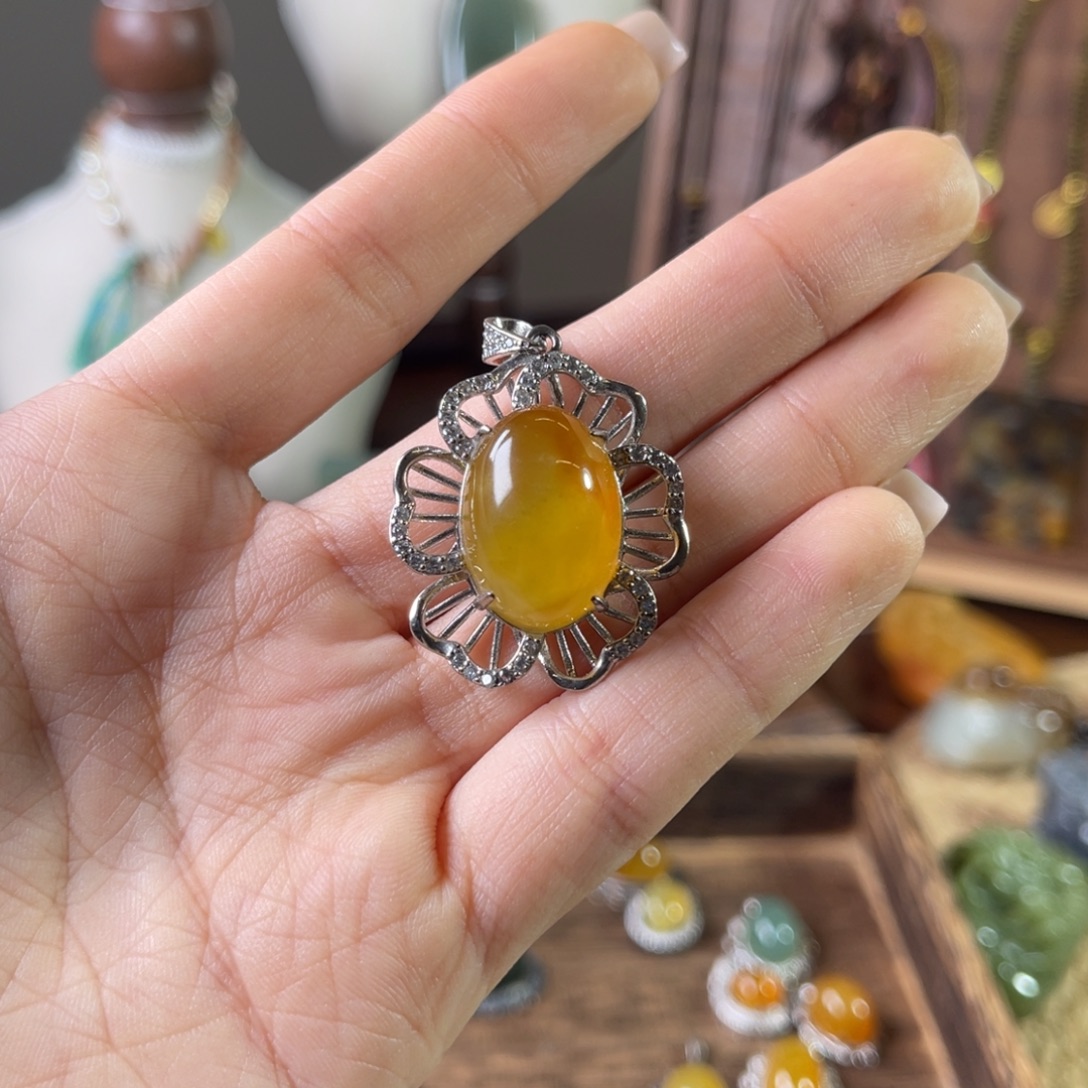 蛇纹石玉银S925镶嵌颈饰