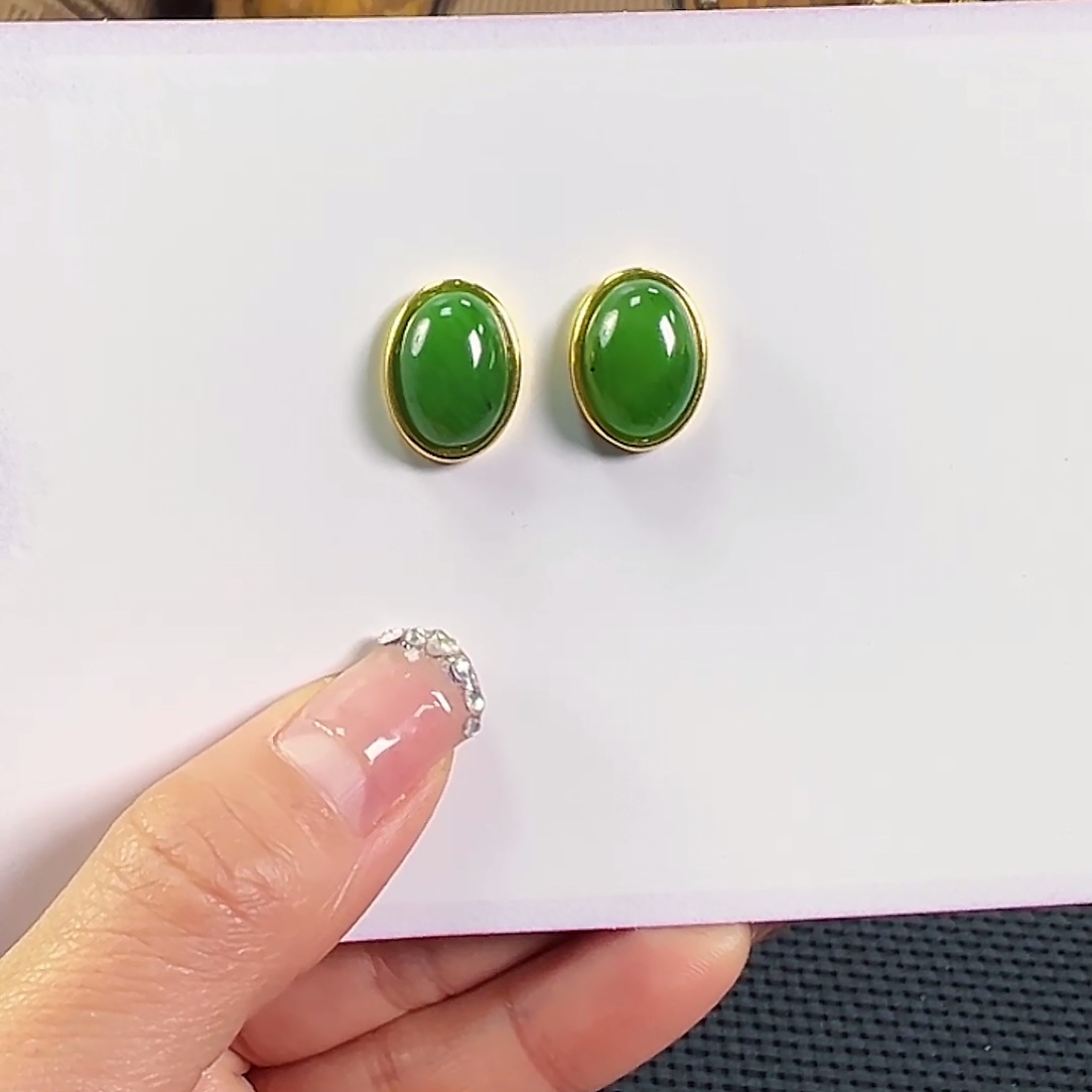 和田玉（碧玉）合金耳饰