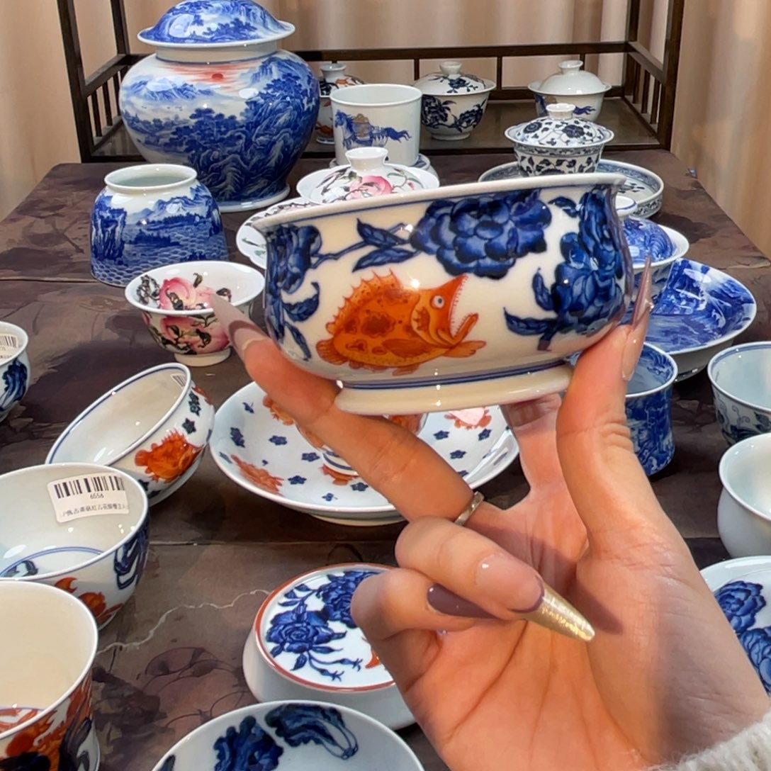 瓷片闪闪闪闪闪闪闪闪闪闪