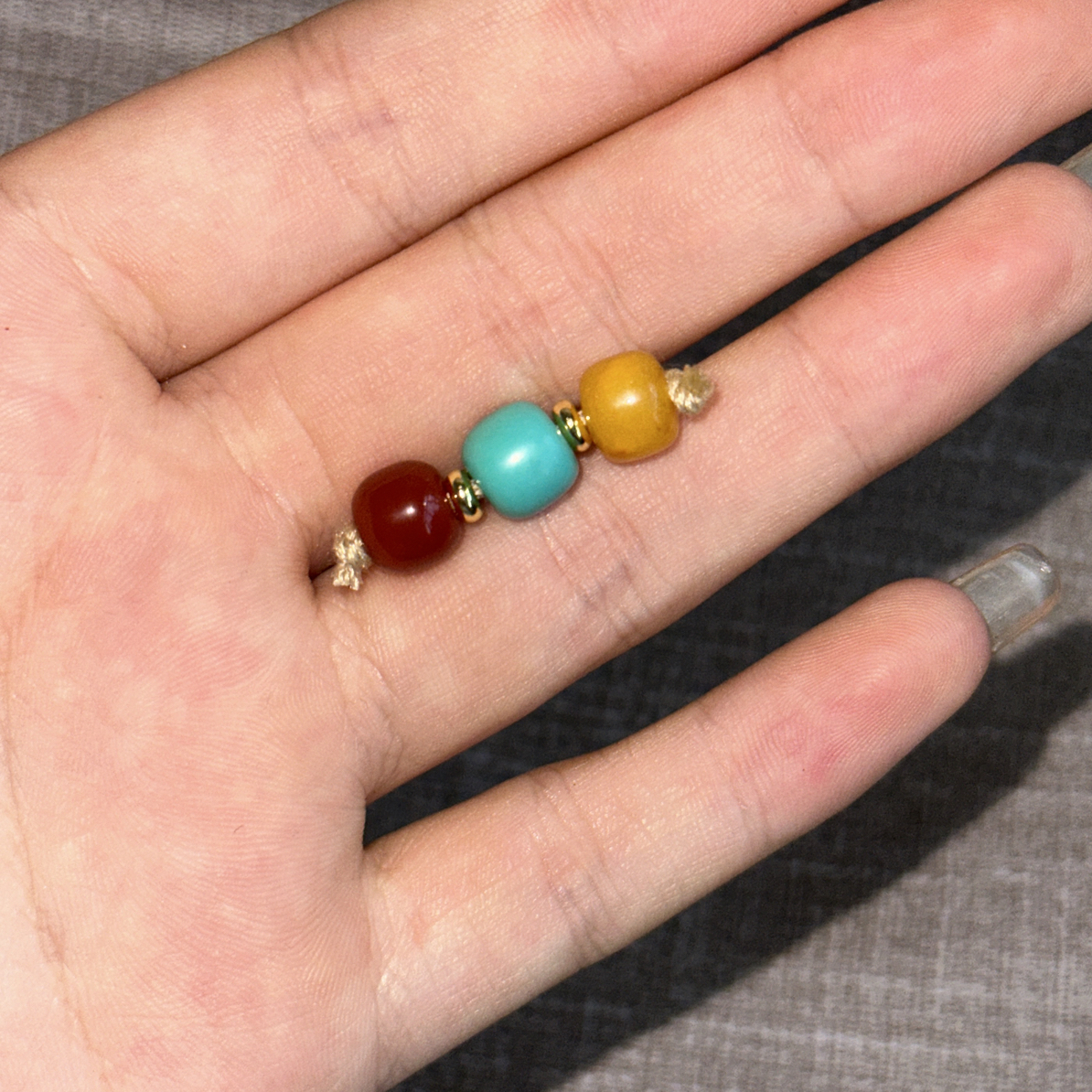 7mm天然蜜蜡老型红绿灯（多样性发货）