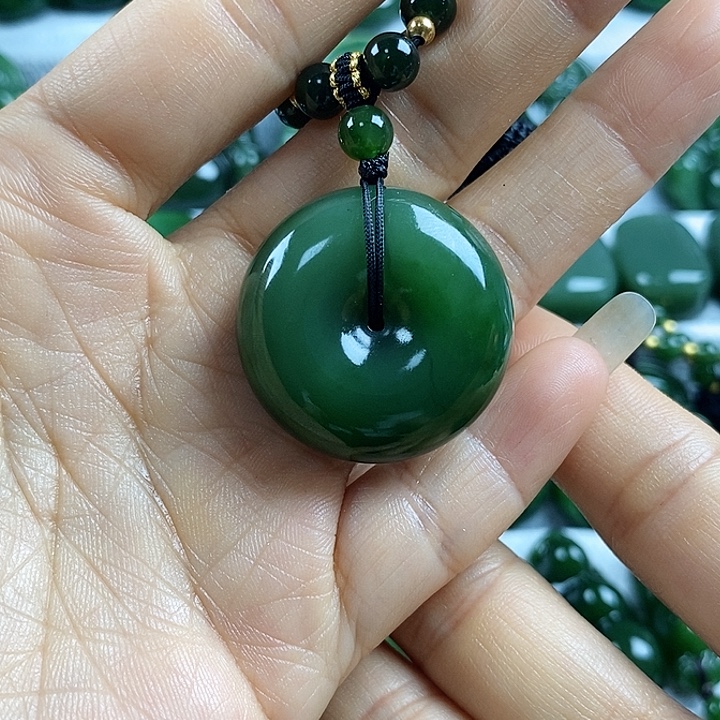 吊坠(不含链)未镶嵌和田玉（碧玉）30