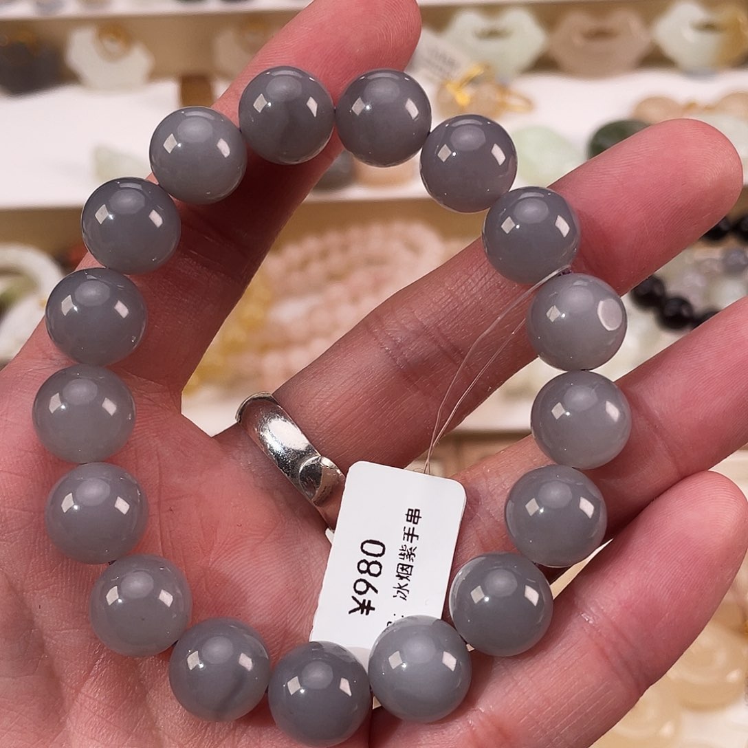 和田玉颈饰未镶嵌仰*