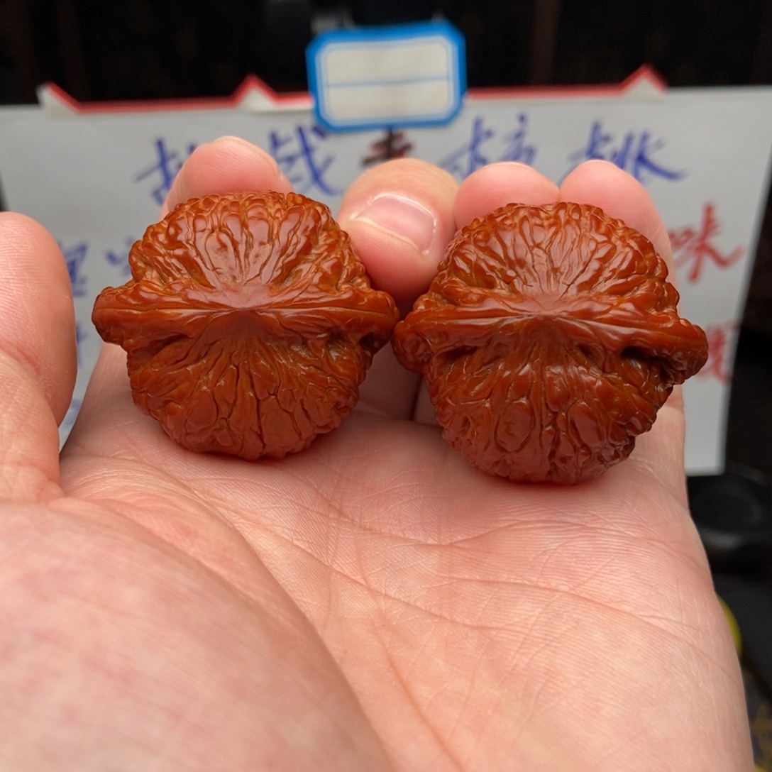 文玩核桃吊坠38绣球