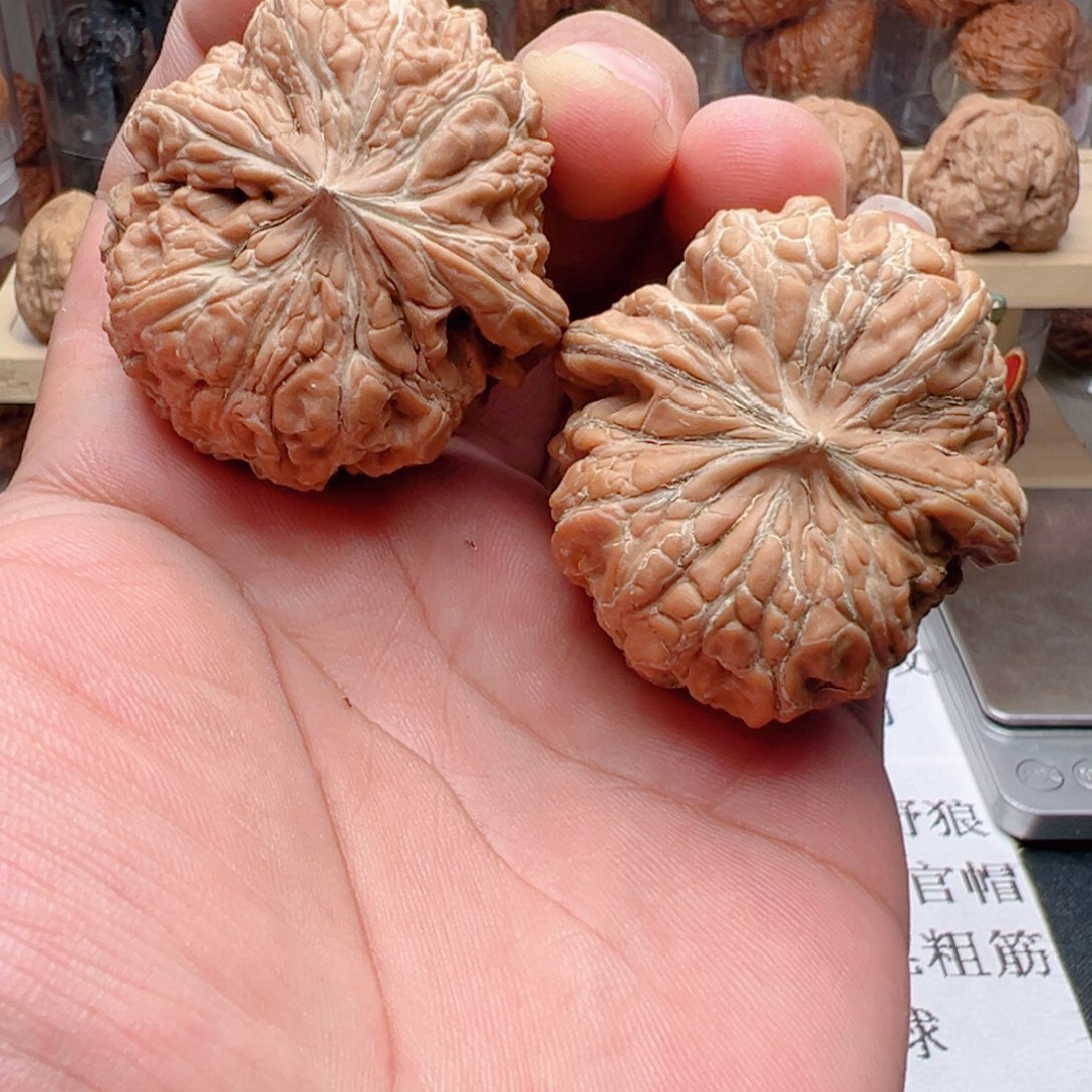 文玩核桃吊坠46尺全品门墩