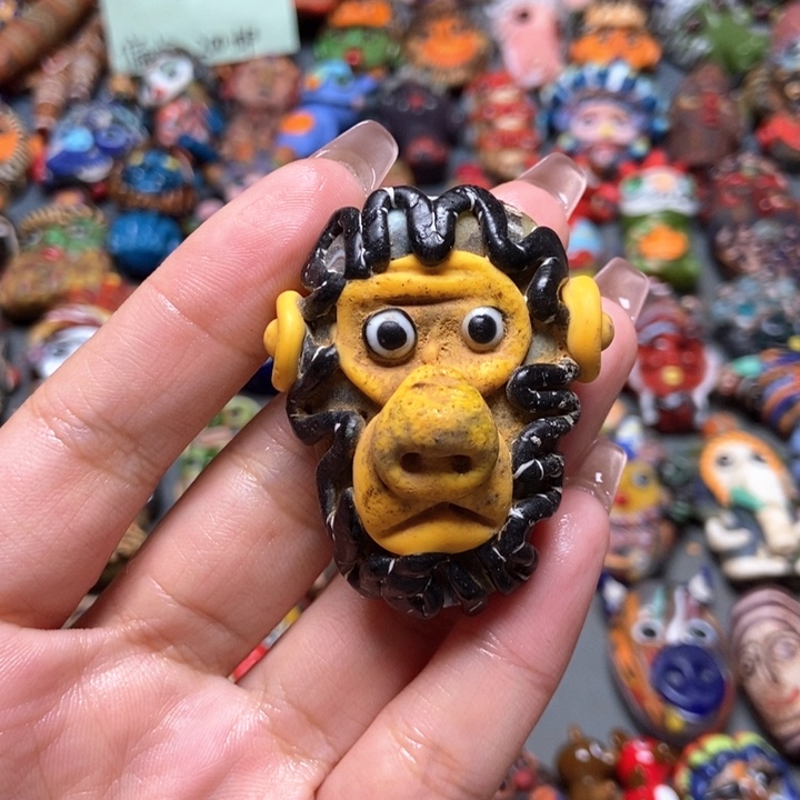 琉璃颈饰印度尼西亚猩猩