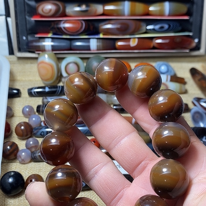 玛瑙/玉髓合金颈饰