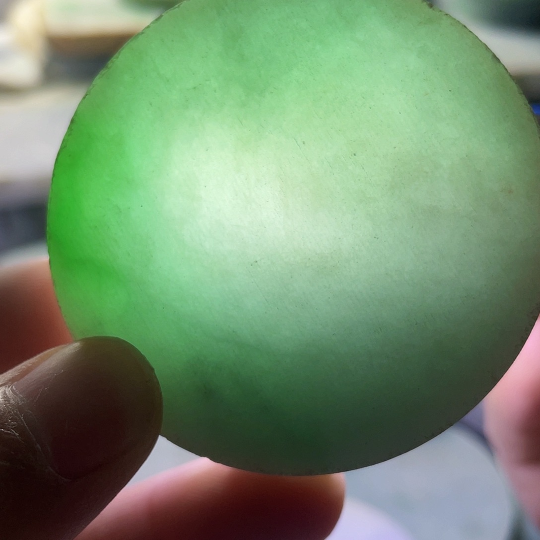 翡翠颈饰未镶嵌毛料38