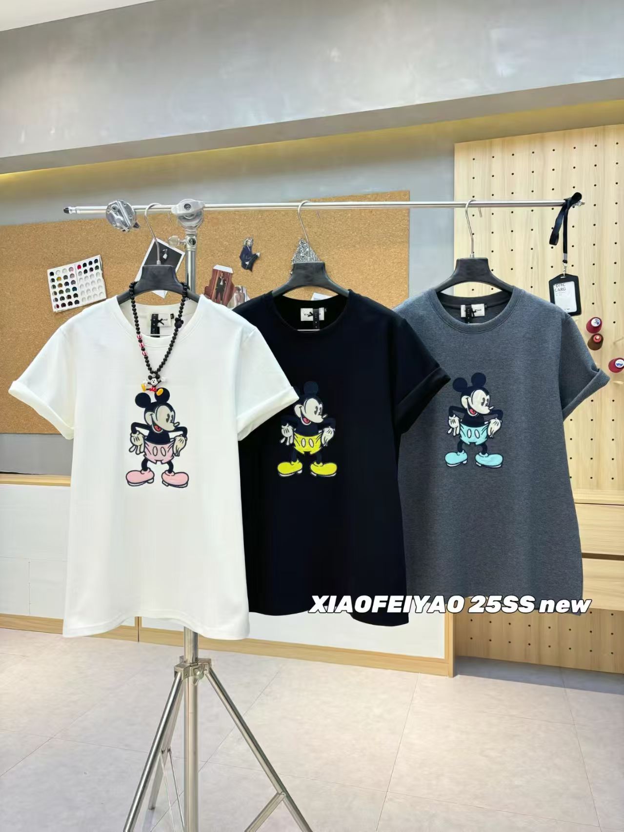 晓肥妖冬季新款大码圆领中长款宽松版贴片刺绣米奇半袖T恤26306女