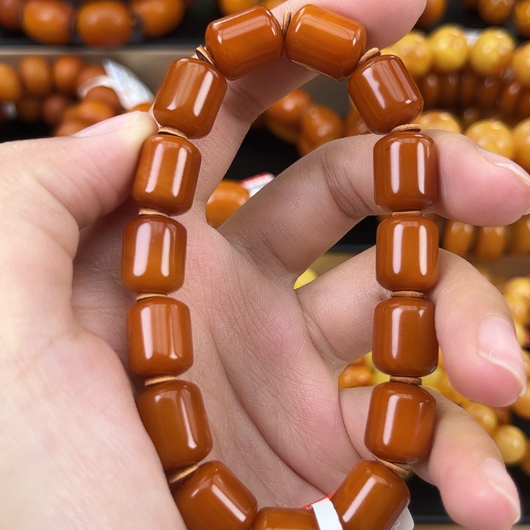 琥珀颈饰未镶嵌蜜蜡