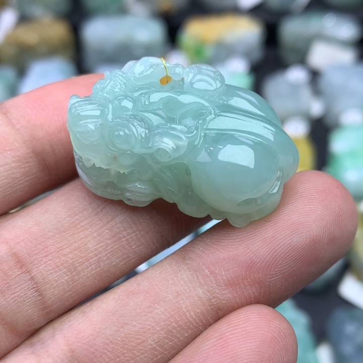 翡翠颈饰未镶嵌天然缅甸翡翠招财貔貅吊坠