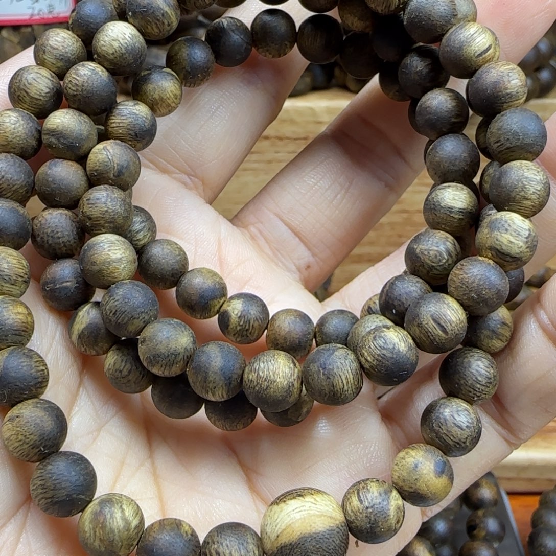 沉香碎屑沉香07花珠多圈