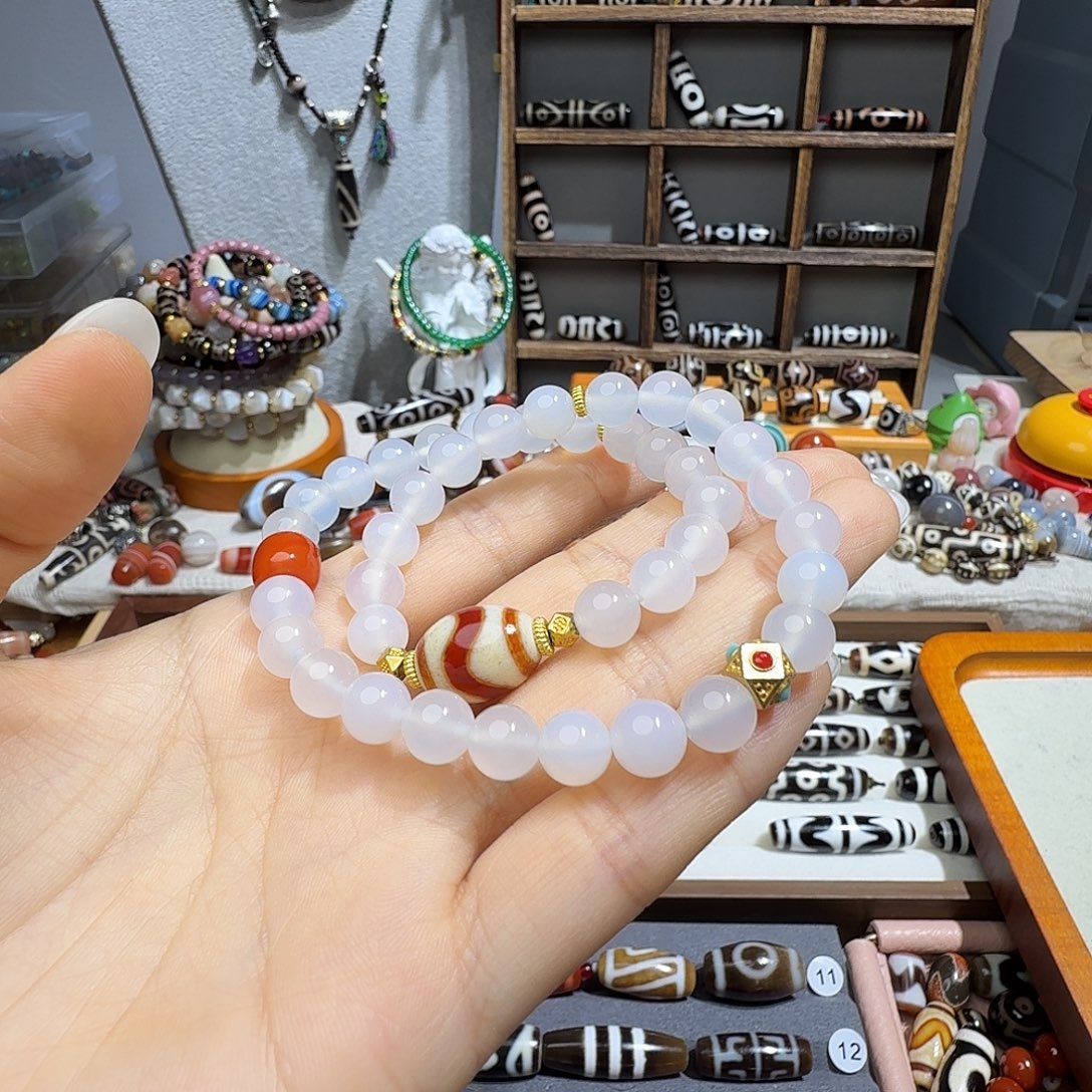 K****玛瑙/玉髓未镶嵌颈饰