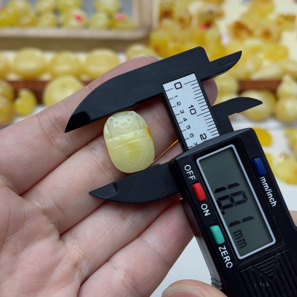 【闪购商品】蜜蜡裸石未镶嵌配饰