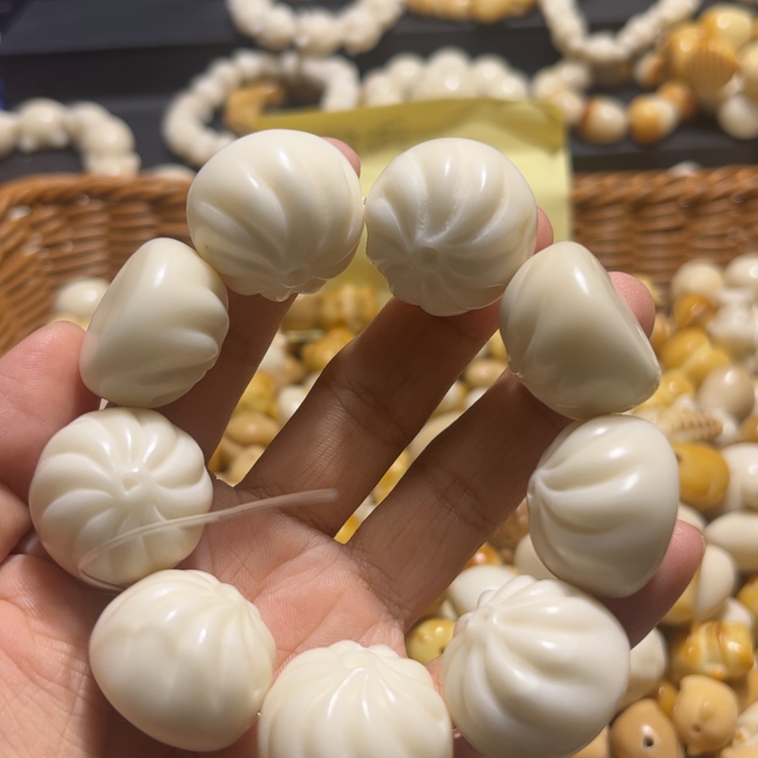 吊坠菩提根/象牙果