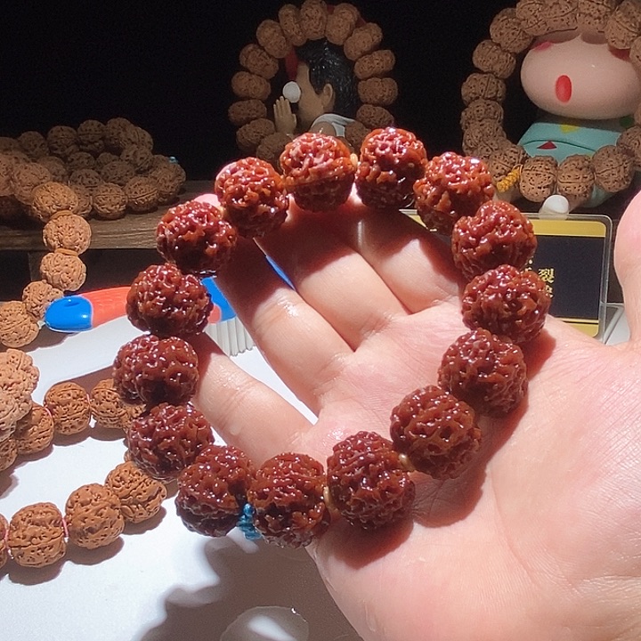 金刚菩提吊坠蜂窝双龙梅花22mm