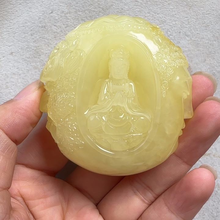 蜜蜡未镶嵌珠宝奇石