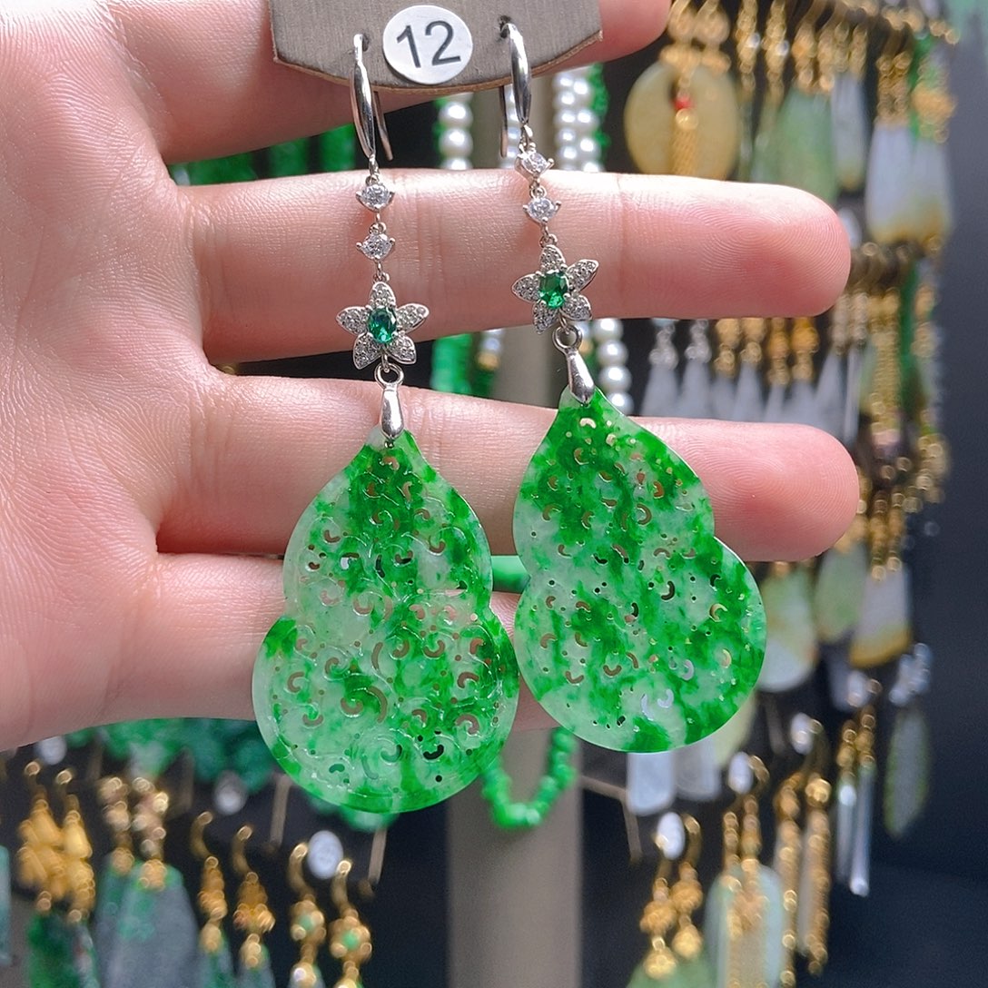 翡翠未镶嵌耳饰翡翠